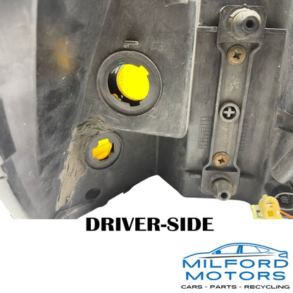 Driver Side Halogen Headlamp Assembly Fits 2002-2009 GMC Envoy XL 4.2L