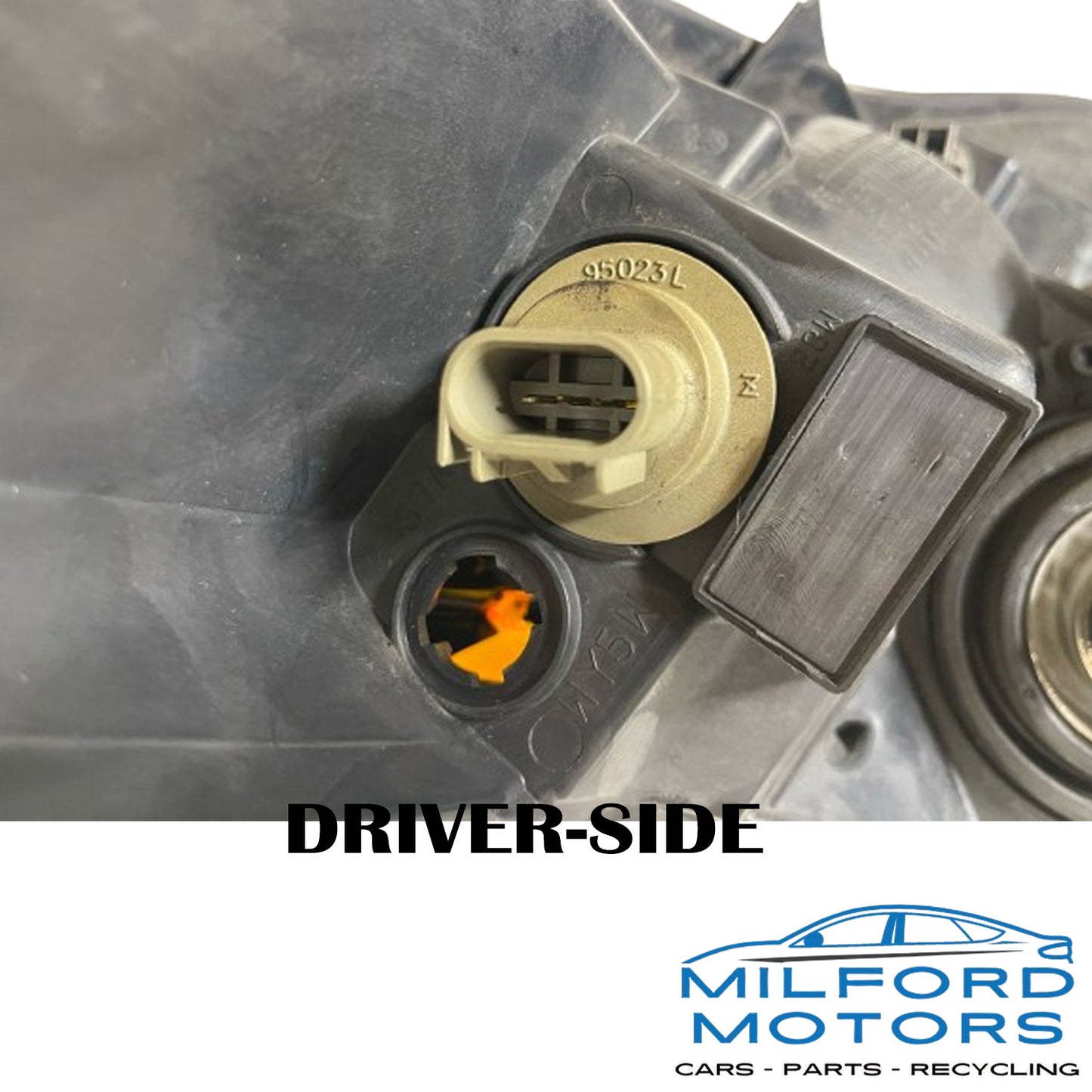 Driver Side Headlight Assembly Halogen 2010-2012 Nissan Altima Sedan 2.5L