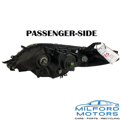 Passenger Side Halogen Headlight Assembly Fits 2011-2020 Toyota Sienna V6