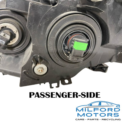 Passenger Side Halogen Headlight Assembly Fits 2011-2020 Toyota Sienna V6