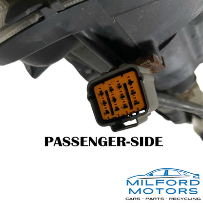 Passenger Side HID Headlight Assembly 2007-2008 Nissan Maxima Sedan 3.5L