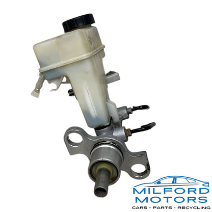 Used Brake Master Cylinder Fits for 2011 Saab 9-3 Sport 2.0L