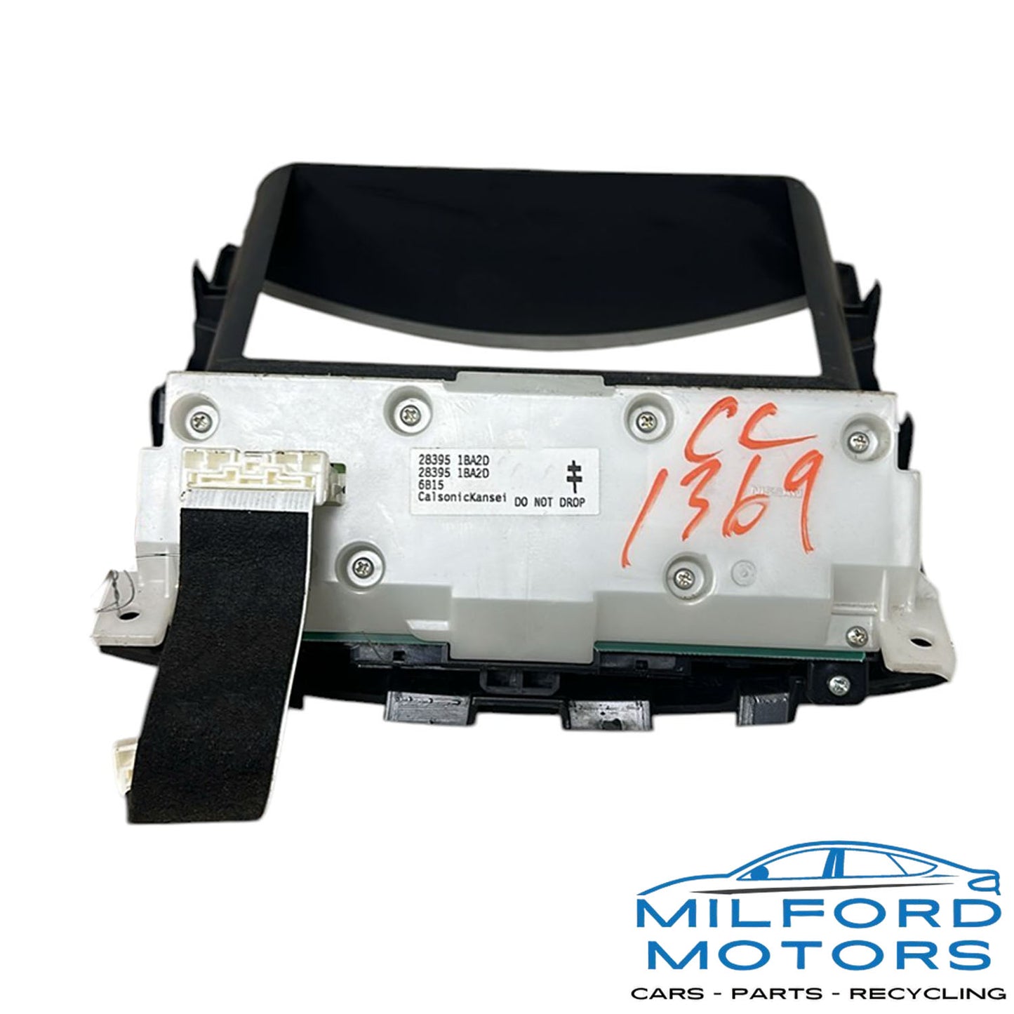 Used Info-GPS-TV Screen Control Fits for 2016 Infiniti QX50 3.7L