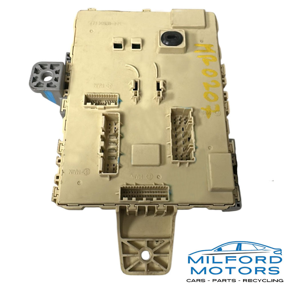 Used Fuse Box Cabin Fits for 2017 Hyundai Santa Fe Sport 2.4L