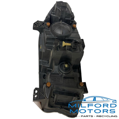 Passenger Side Headlight Assembly Halogen 2018-2021 Dodge Charger 5.7L