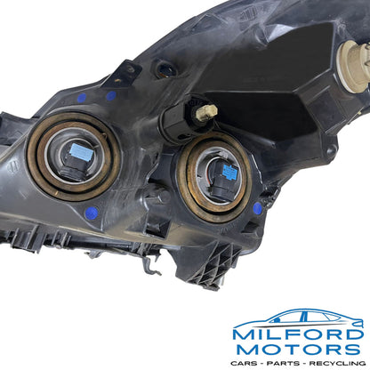 Passenger Side Headlight Assembly Fits 2007-2009 Nissan Altima