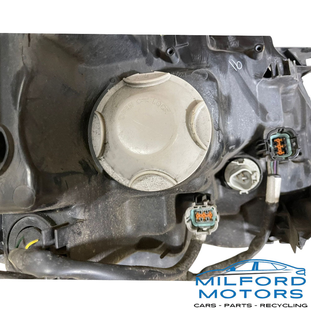 Driver Side Headlight Halogen Fits for 2014-2016 Nissan Roque 2.5L