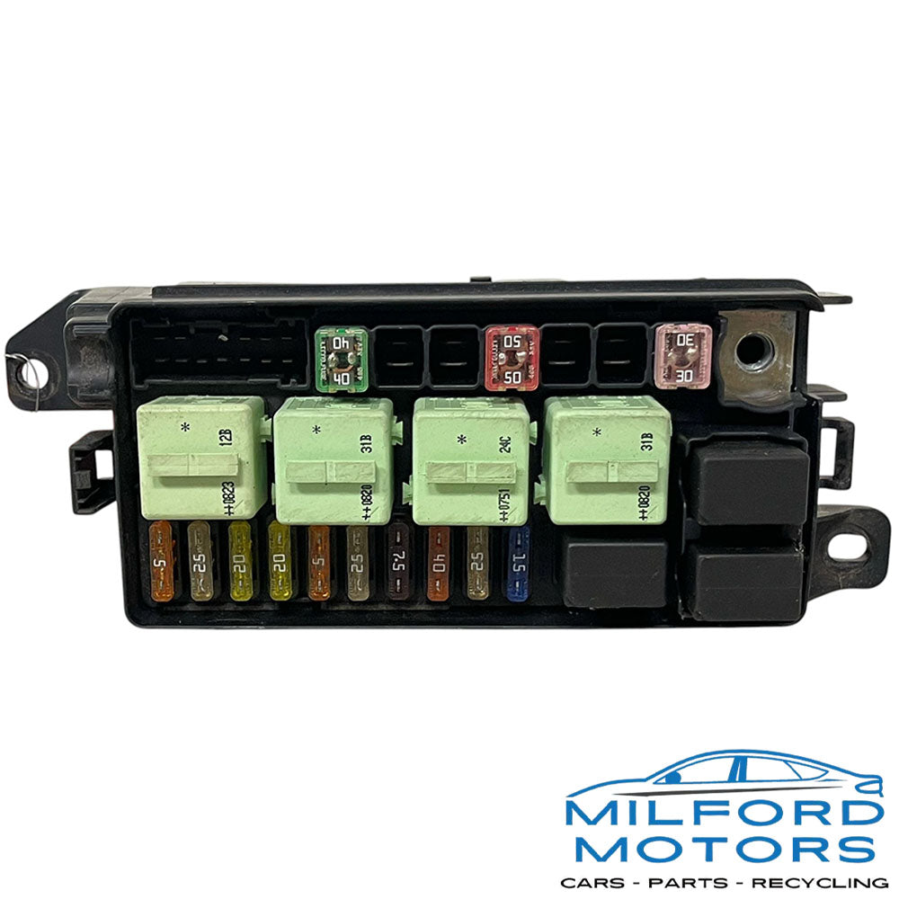 Fuse Box Engine Fits for 2008-2011 MINI Clubman Cooper S 1.6L