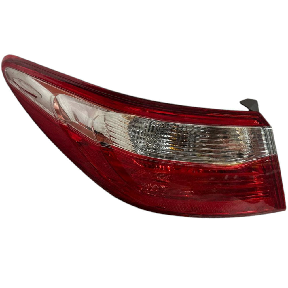 Left Driver Side Tail Light Fits for 2015-2017 Toyota Camry Hybrid 2.5L