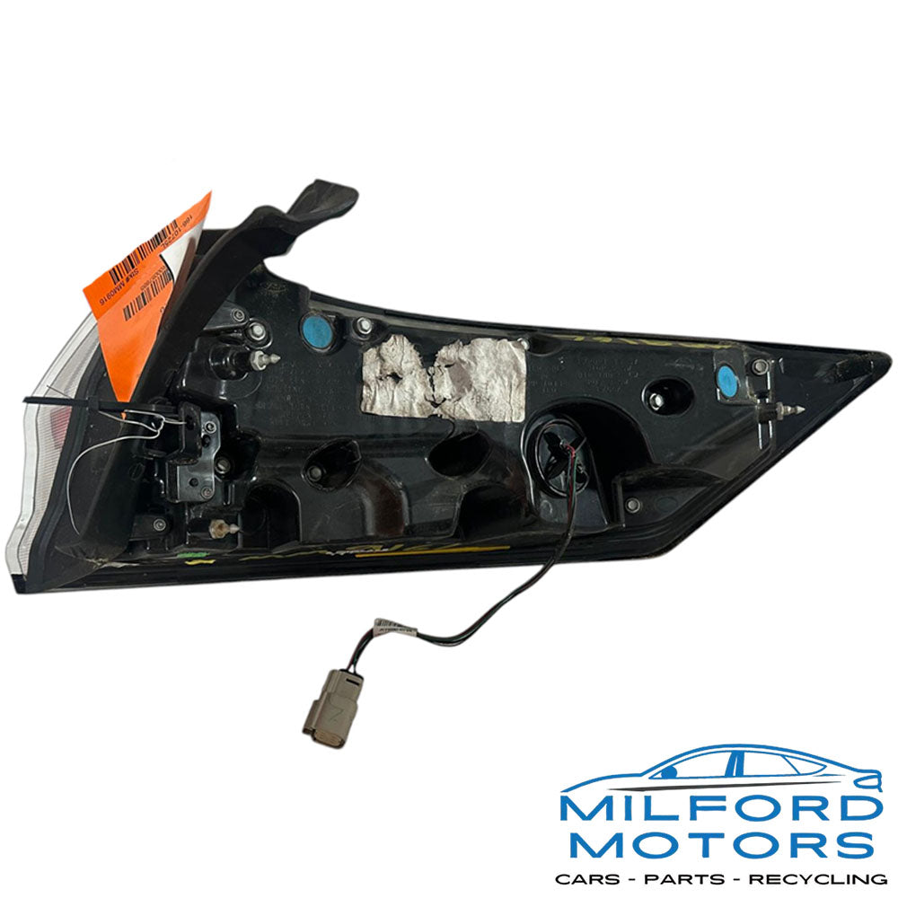 Left Driver Side Tail Light Fits for 2019-2024 Ford Edge SEL 2.0L