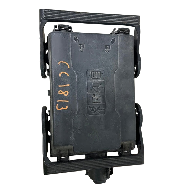 Engine Compartment Fuse Box Fits 2015-2020 Chevrolet Suburban1500 LT 5.3L