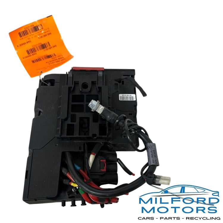 Fuse Relay Box Engine Compartment 2013-2015 Mercedes-Benz C300 Sedan 3.5L
