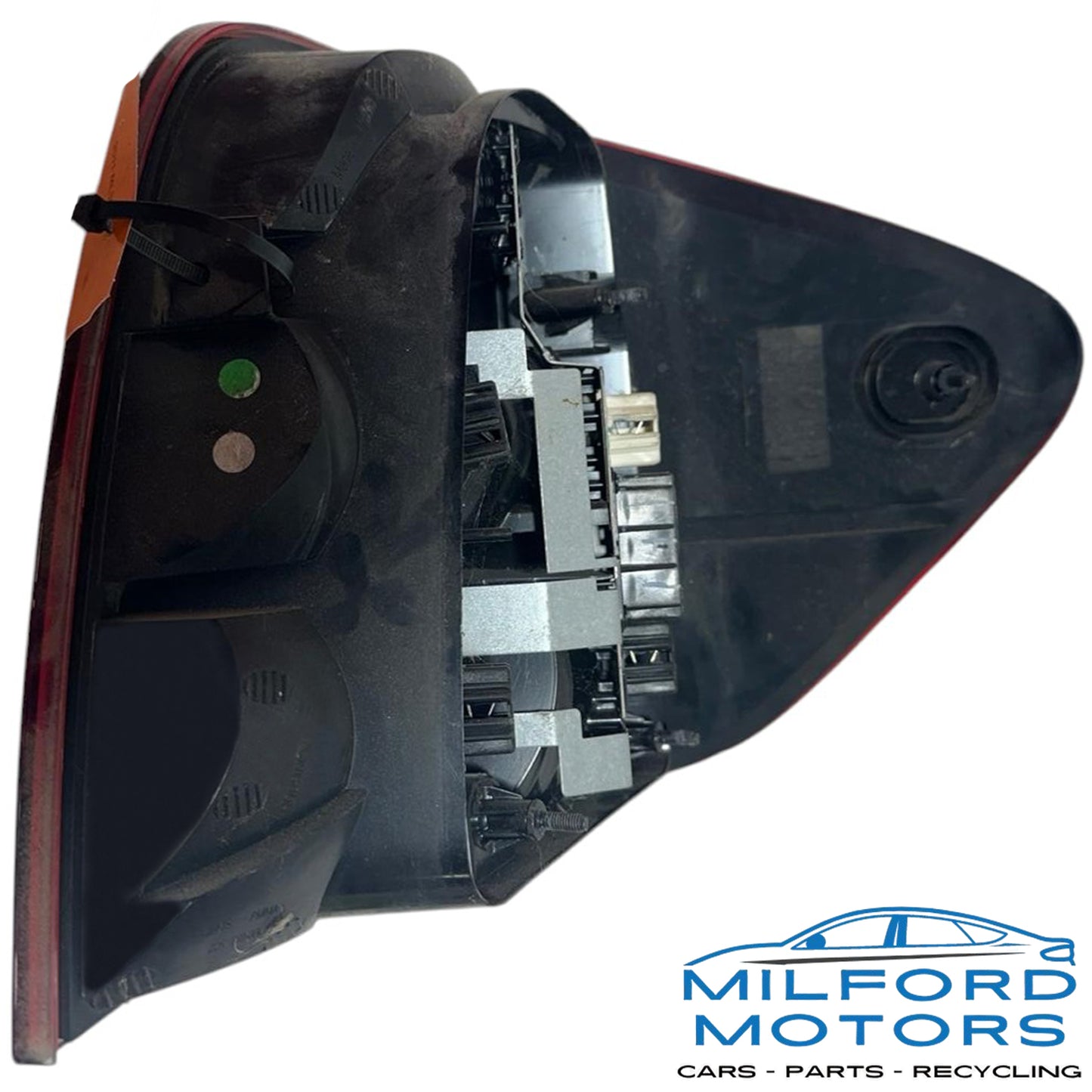 Driver Side Tail light Fits for 2009-2011 Mercedes-Benz M-Class ML 350 3.5L