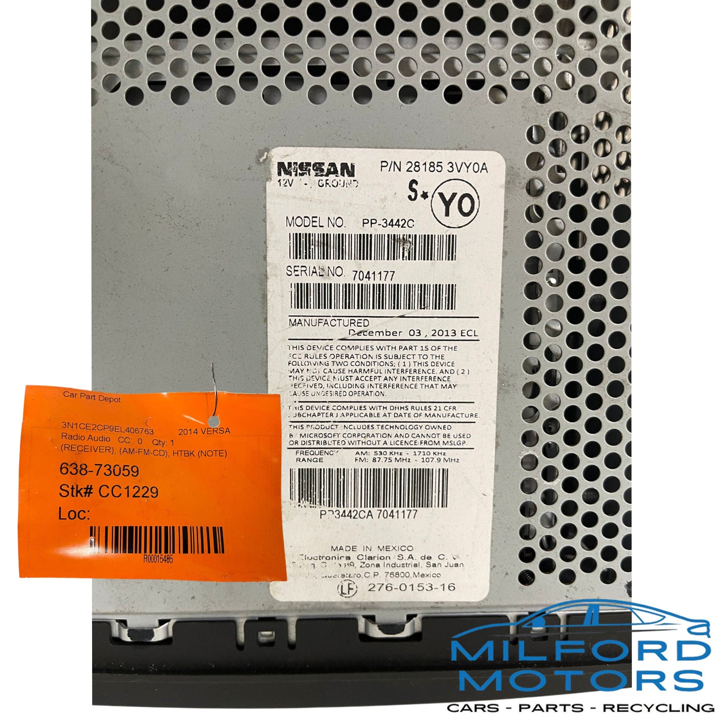 OEM Radio Receiver AM FM CD Receiver W/O Navigation2015-2018 Nissan Versa