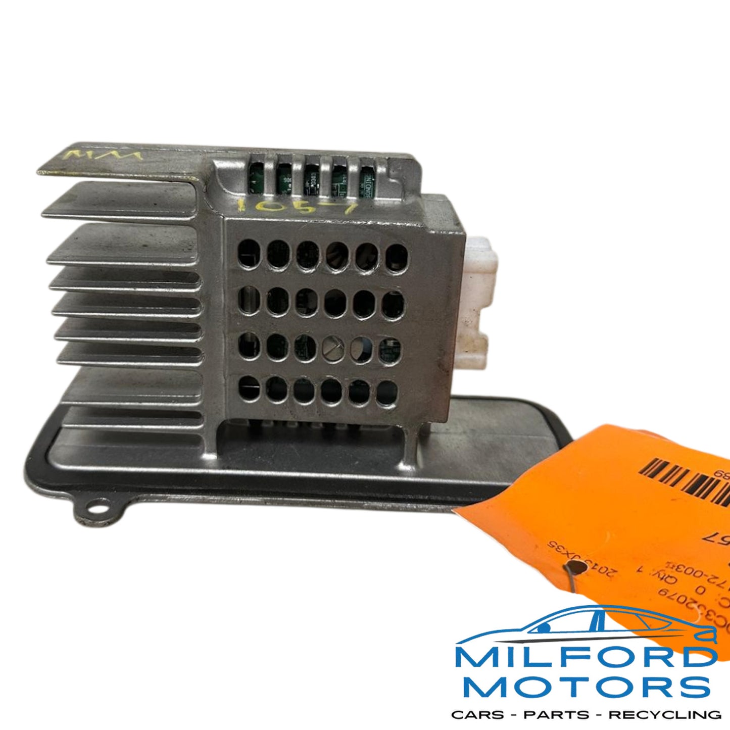 Used Bose Radio Amplifier (Under 3rd Row Seat) Fits 2013-2014 Infiniti JX35 3.5L