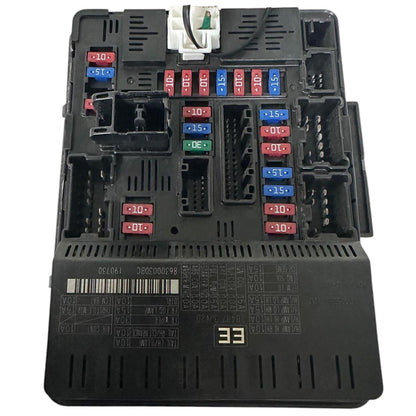 Fuse Box Cabin Fits for 2010-2018 Nissan Pathfinder SL 3.5L