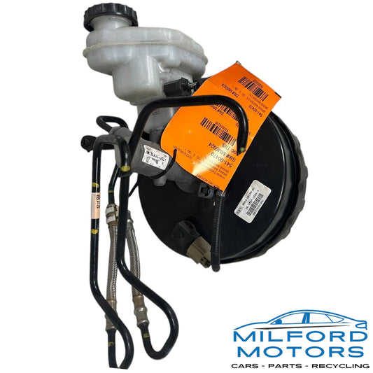 Brake Master Cylinder Fits for 2011-2012 Ford Explorer XLT 3.5L