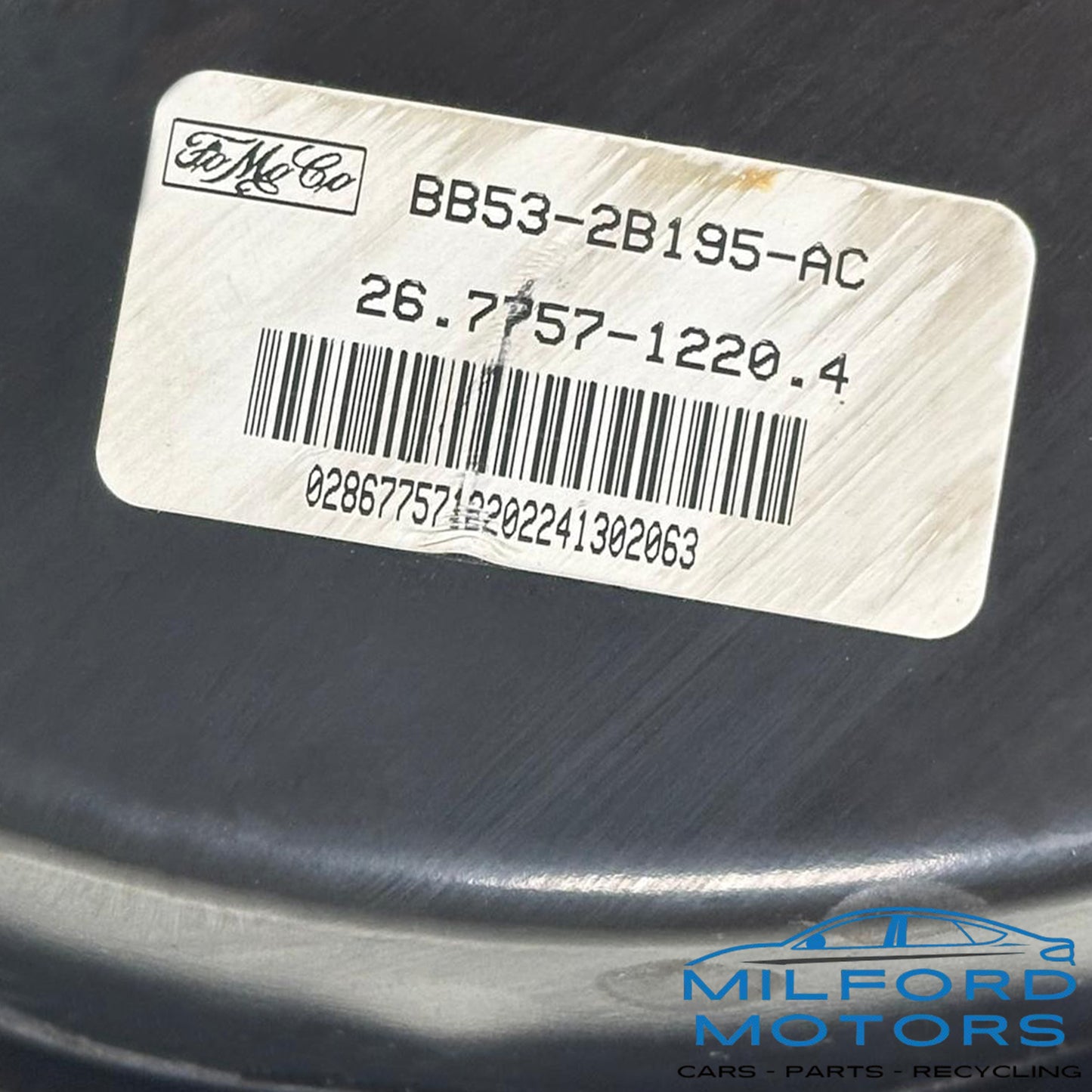 Brake Master Cylinder Fits for 2011-2012 Ford Explorer XLT 3.5L