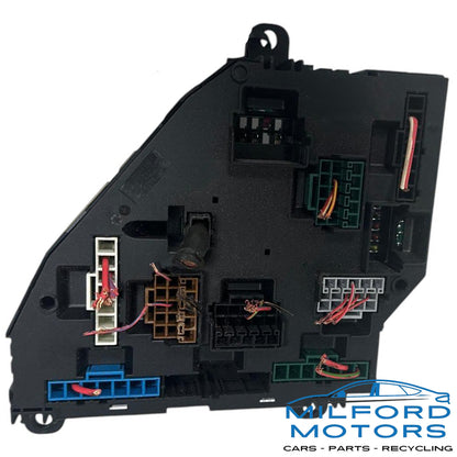 Fuse box Engine Trunk Mounted Fits for 2011 BMW 5 Series 535i xDrive 3.0L