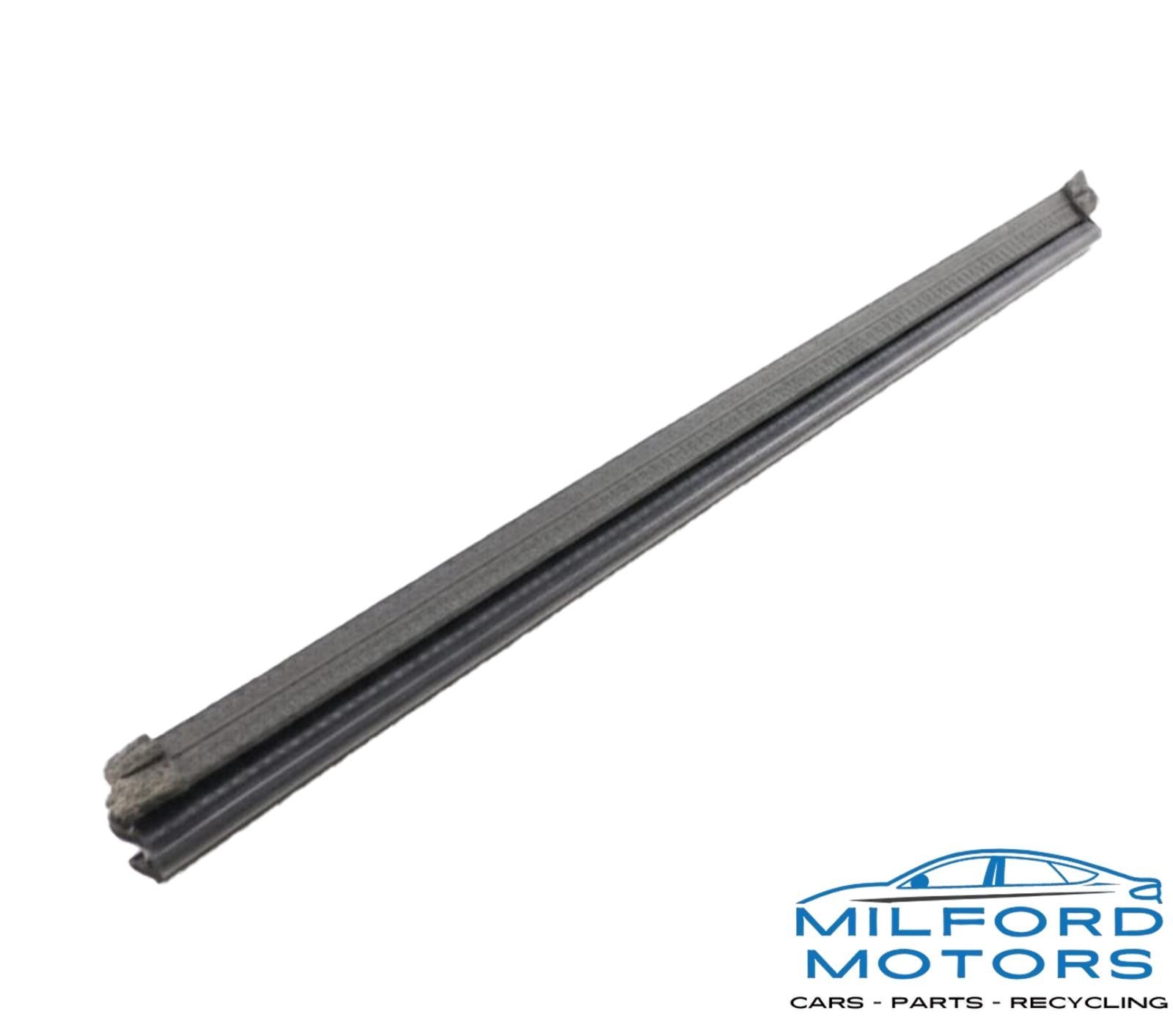 Front Left Side Door Window Weatherstrip Seal Fits 2013 Ford Fusion Sedan 2.0L