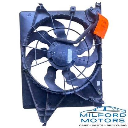 Radiator Fan Motor Fan Assembly Fits 2013-2019 Hyundai Santa Fe KIA Sorento 3.3L