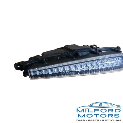 Passenger Side Daytime Running Fog Light Fits 2017 Toyota Mirai Sedan