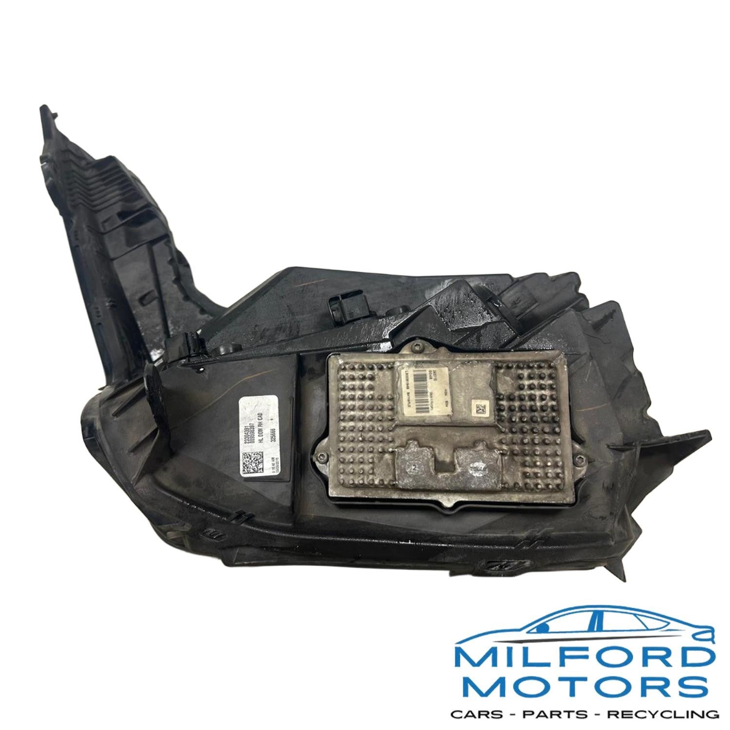 Passenger Side Headlight Assembly Fits 2015-2020 Cadillac Esacalade ESV V8