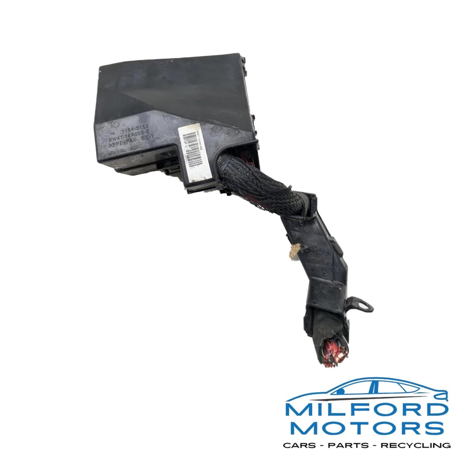 Fuse Relay Box Fits 2017 Jaguar F-PACE S 3.0L 71k miles