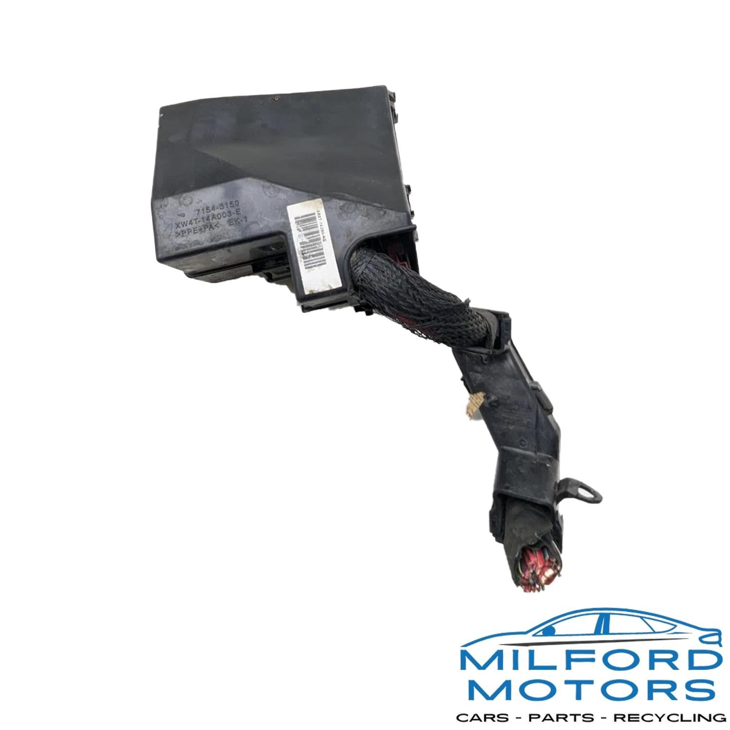 Fuse Relay Box Fits 2017 Jaguar F-PACE S 3.0L 71k miles
