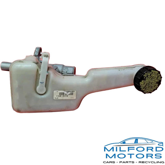 Brake Master Cylinder Assembly Fits 2013 Ford Fusion Titanium Sedan L4 DG9Z2140A