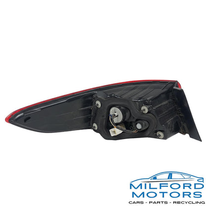 Passenger Side Tail Light Quarter Panel Mounted Fits 18-2019 Hyundai Sonata 2.4L