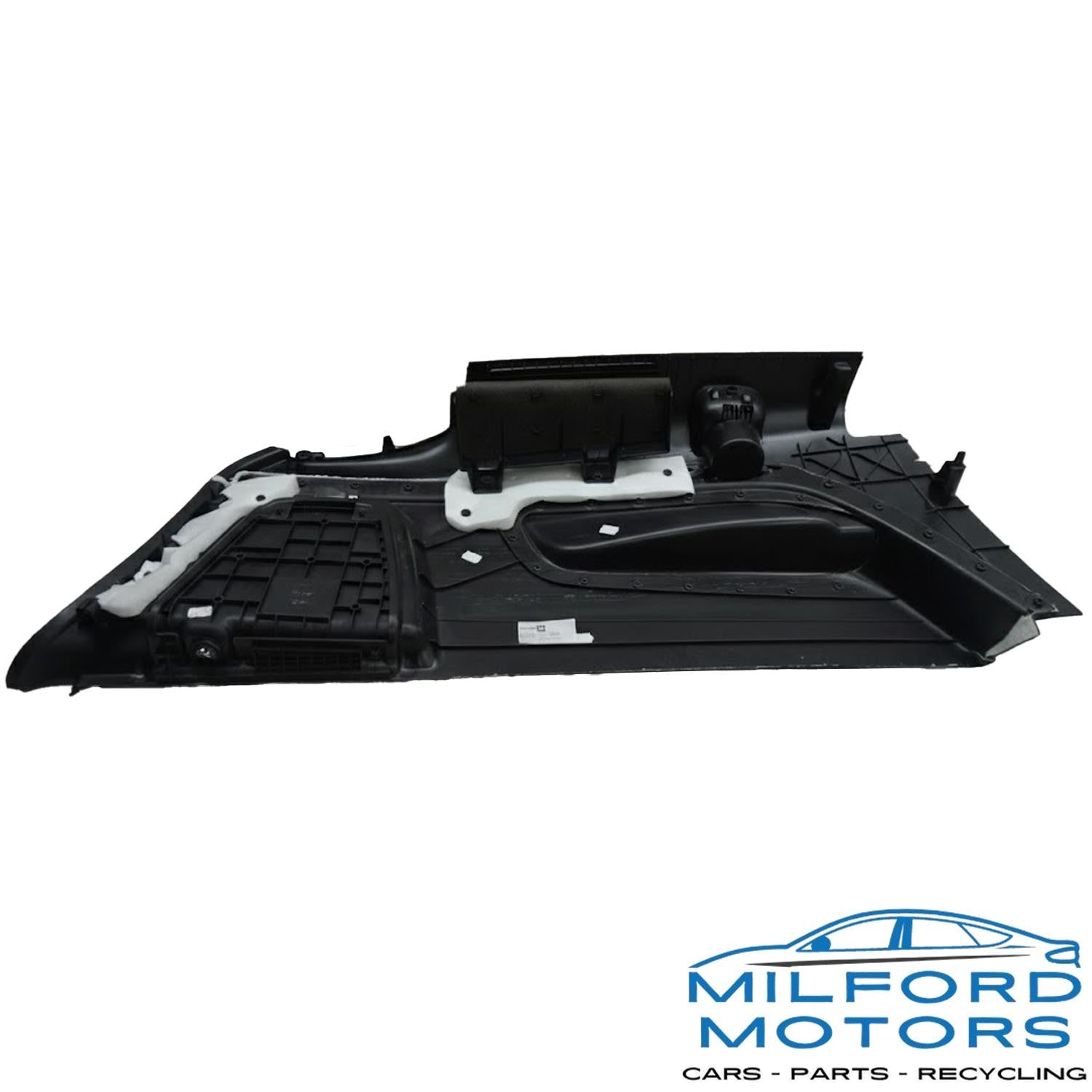 Rear Right Trunk Quarter Trim - 2015 Audi Q7 Quattro Premium Plus 3.0L 4L0863880