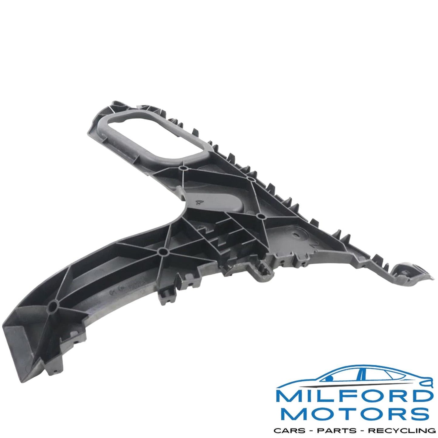 Rear Bumper Right Side Guide Bracket - 2015 Audi Q7 3.0T quattro Premium Plus V6