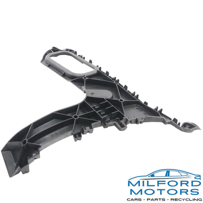 Rear Bumper Right Side Guide Bracket - 2015 Audi Q7 3.0T quattro Premium Plus V6