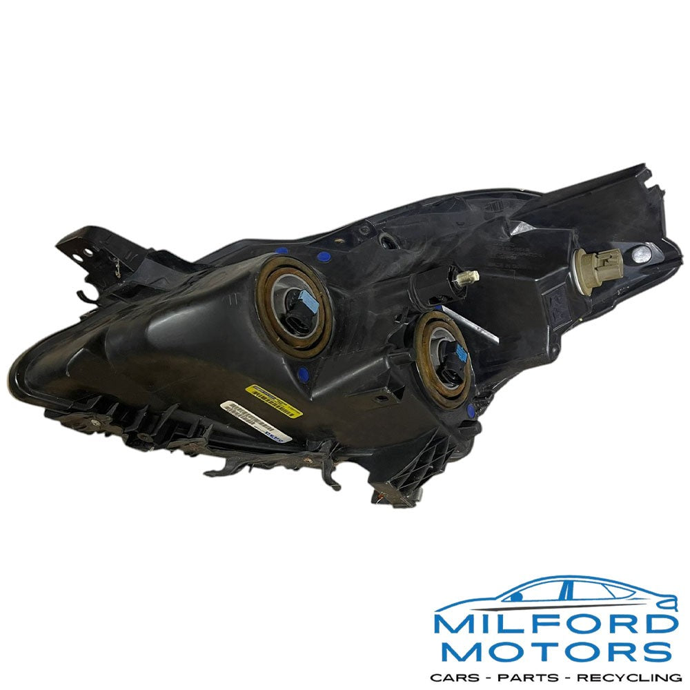 Passenger Side Headlight Assembly Halogen 2007-2009 Nissan Altima 2.5L