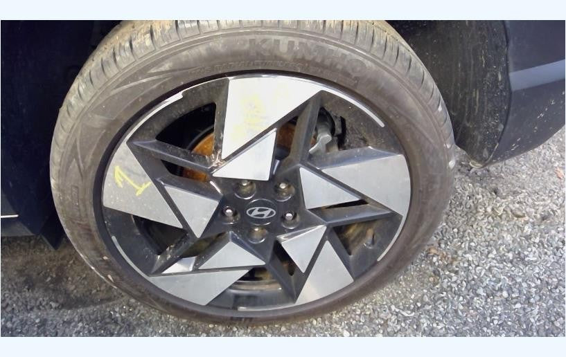 19x7-1/2 5-Slotted Spoke Wheel Rim Fits 2024-2025 Hyundai Kona Limited 1.6L