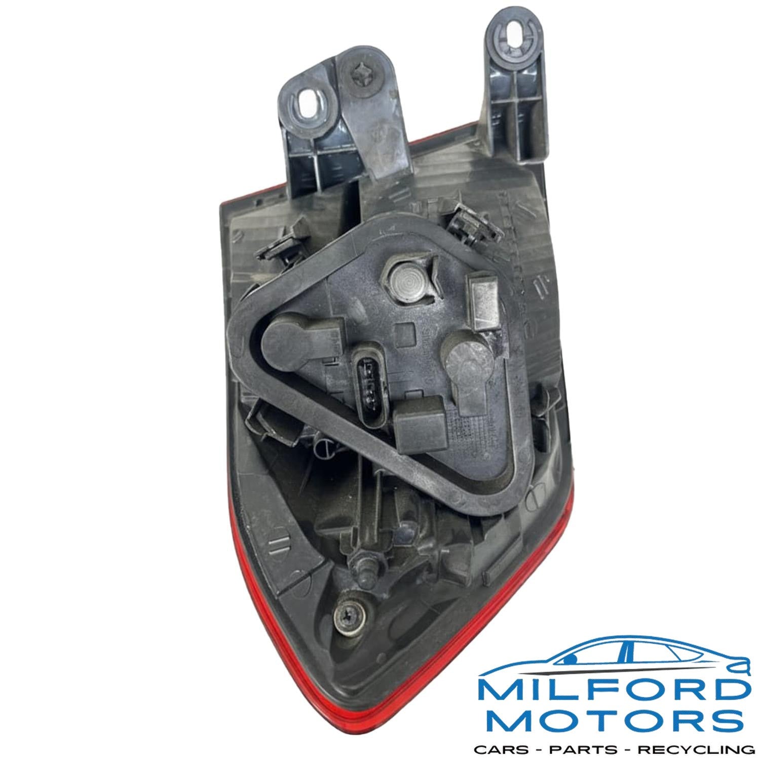 Passenger Side Tail Light Quarter Panel Mounted Fits 2012-2013 BMW 335i 3.0L