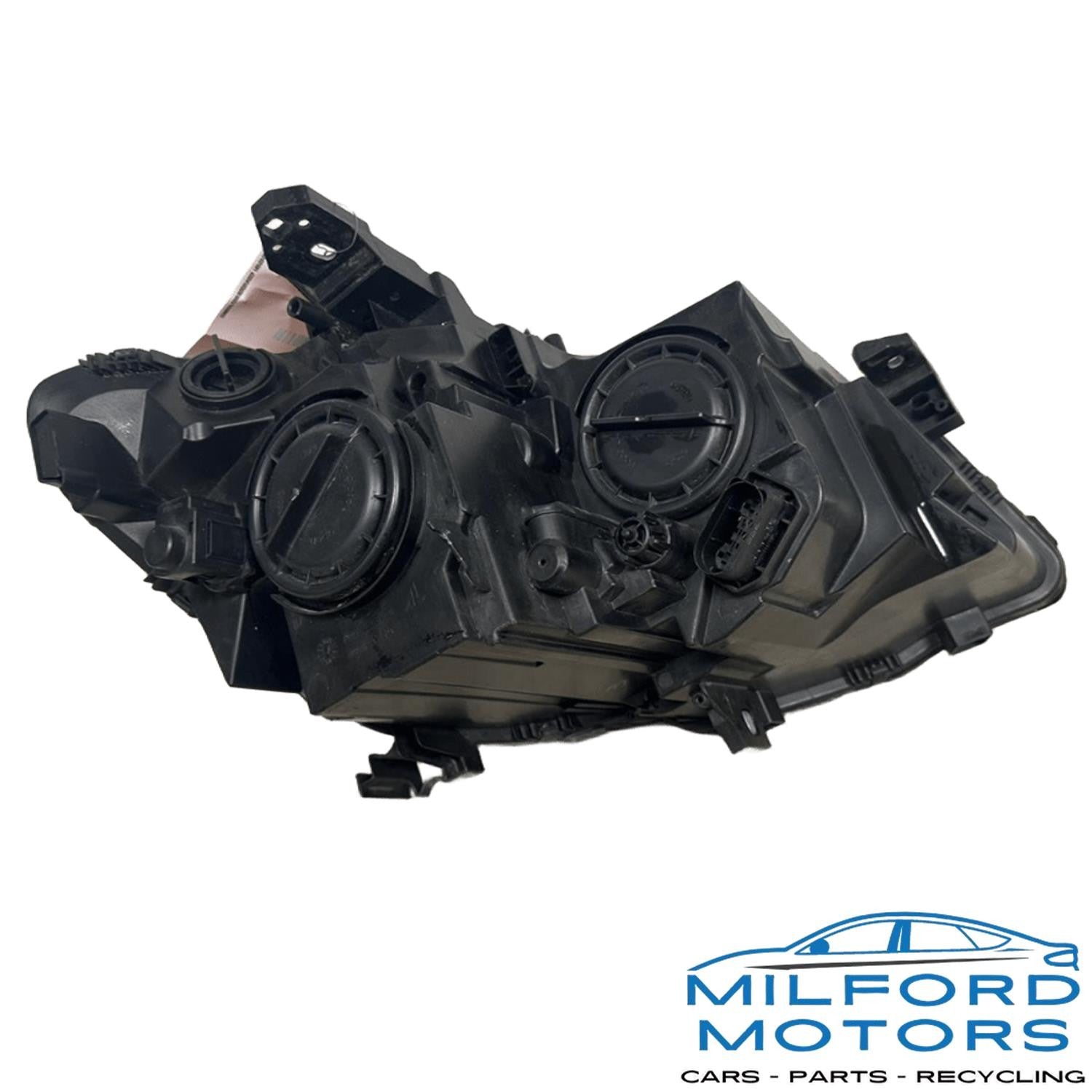 Driver Side Halogen Headlight Assembly Fits 2014-2019 Mercedes-Benz CLA250 2.0L