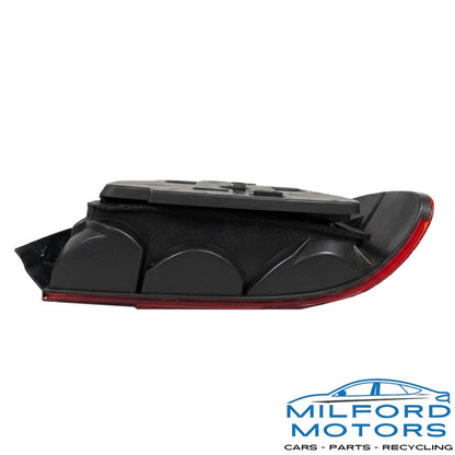 Driver Side Tail Light  Quarter Panel Mounted Fits 1997-2000 BMW 540i 4.4L