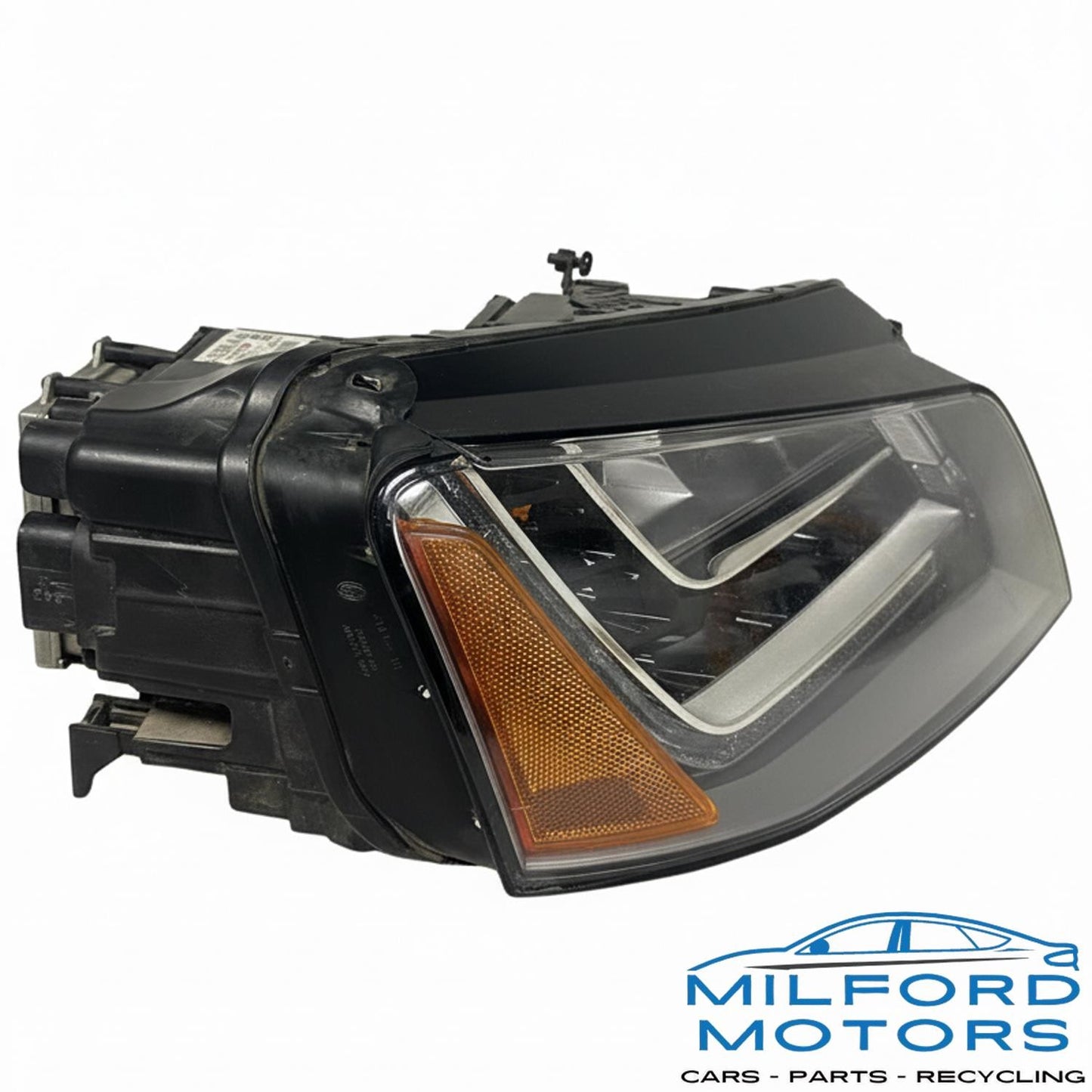 Passenger Side LED Headlight Fits 2013-2014 Audi S8 4.0L