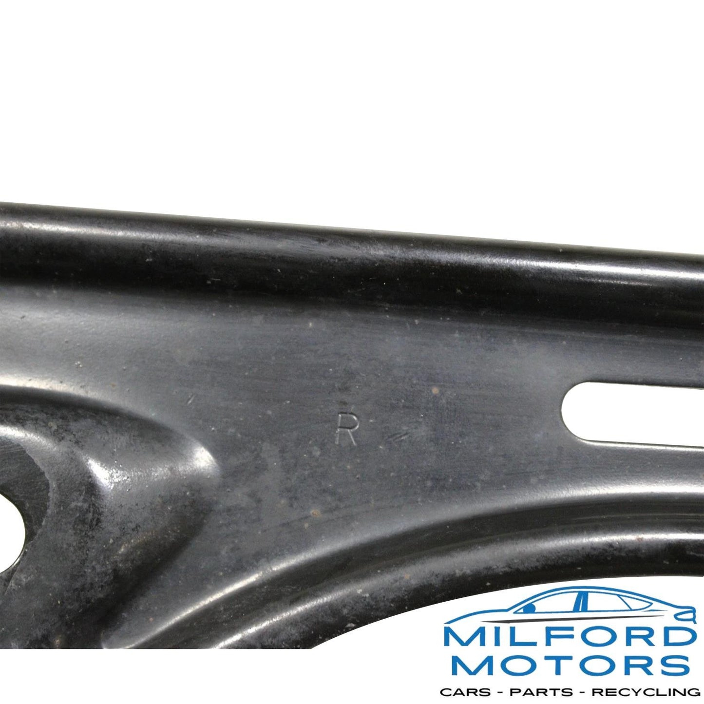 Rear Right Side Floor Pan Rail Mount Bracket - 2016 Toyota Corolla Sedan 1.8L