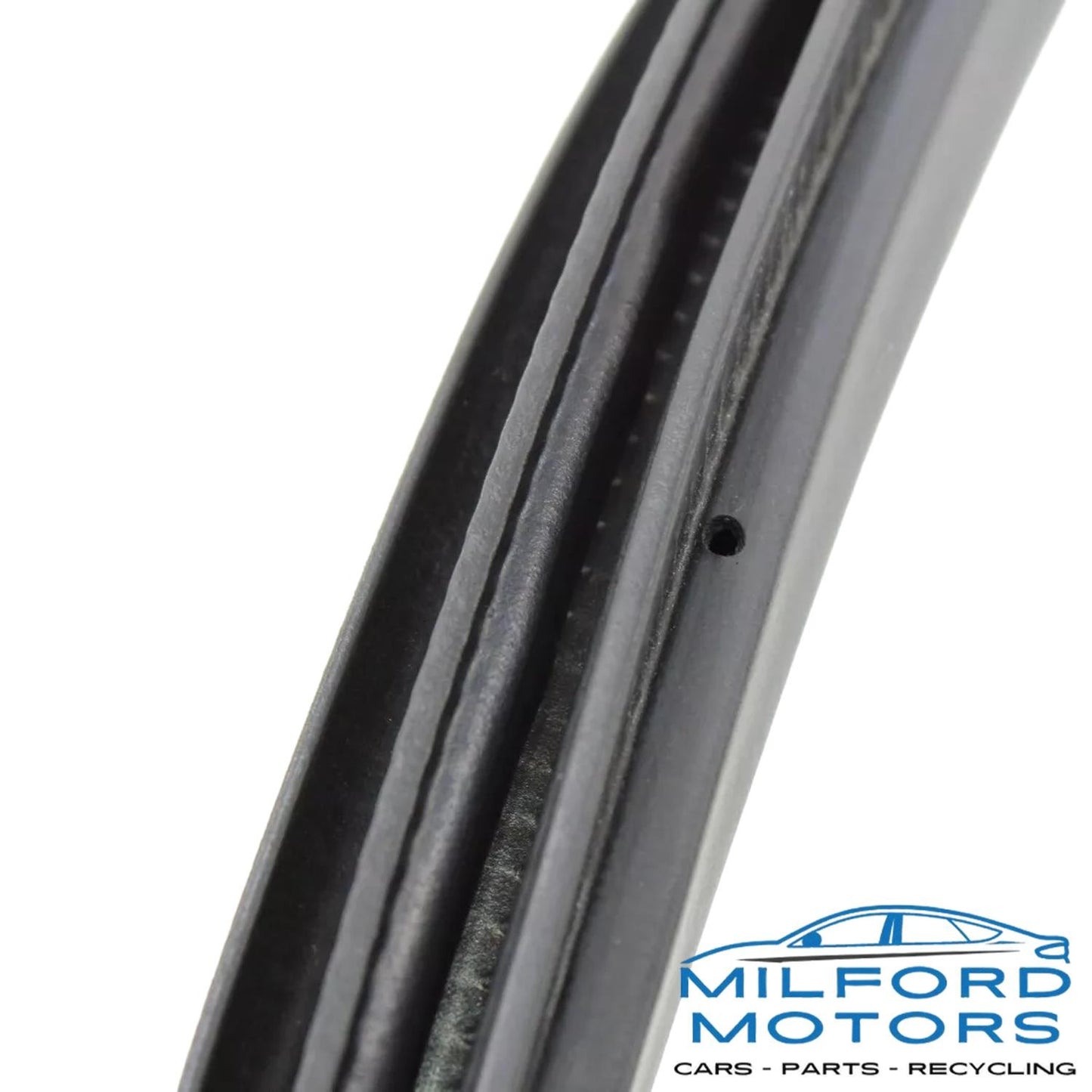 Front Driver Side Door Body Weatherstrip Seal Fits 2017 Infiniti Q50 Sedan 2.0L