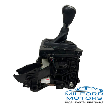 Automatic Transmission Gear Shifter Assembly Fits 2016 Toyota Corolla Sedan 1.8L