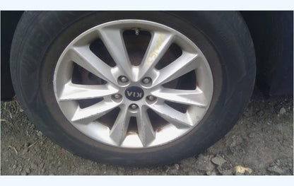 OEM 17x7 Alloy Wheel Rim w/ TPMS Fits 2019-2020 Kia Sorento LX 3.3L