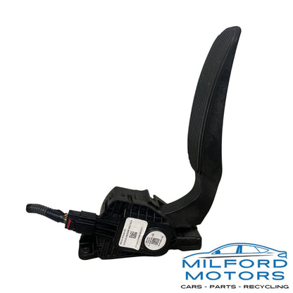 Accelerator Gas Pedal Assembly Fits 2011 Ford Explorer Limited V6 BB5A-9F836-AC