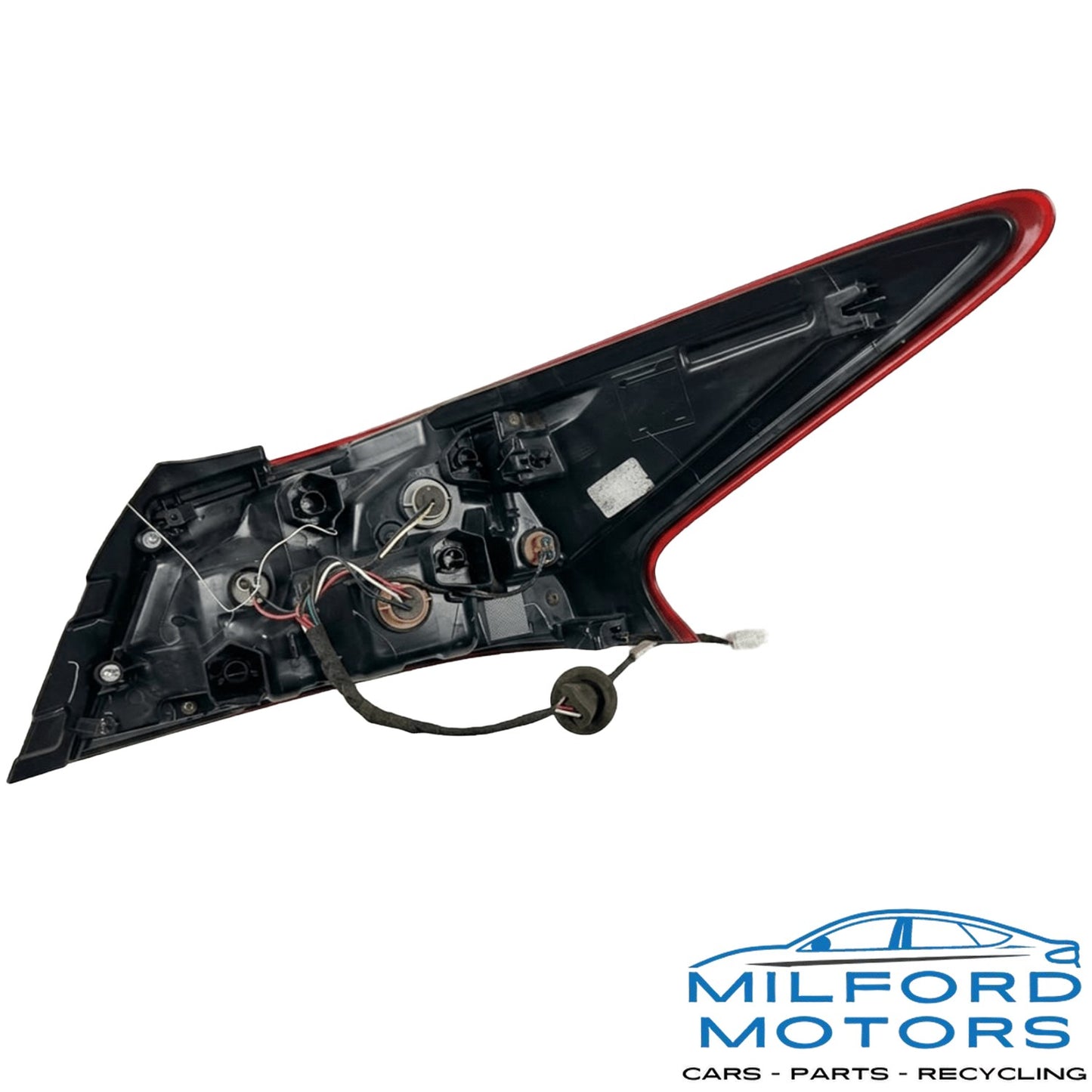 Driver/Left Tail Light Quarter Panel Mounted Fits 16-17 Nissan Altima Sedan 2.5L