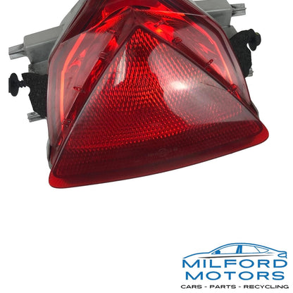 Rear Bumper Center Tail Light Lamp Fits 2017 Toyota Mirai Sedan E1314164