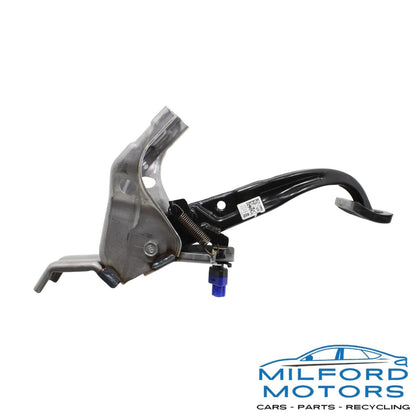 Brake Stop Pedal w/ Bracket Fits 2023 Hyundai Kona Electric SEL 32800-J9200