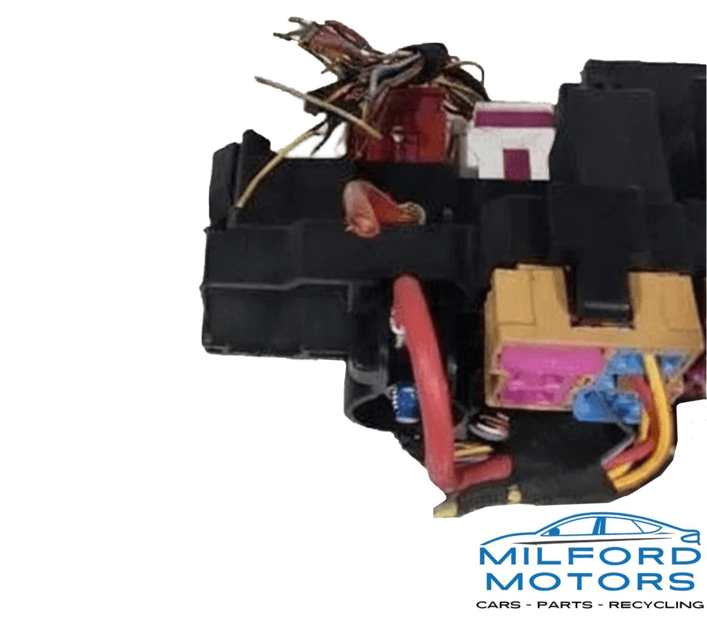 Fuse Box Engine Compartment Fits 2015 Audi A8 quattro Sedan 4.0L