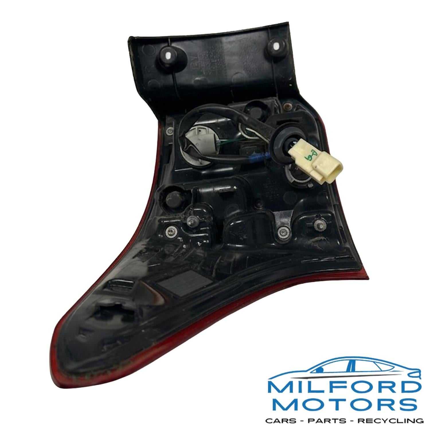 Right Side Tail Light Quarter Panel Mounted Fits 16-21 Mitsubish Outlander 2.4L